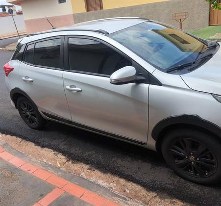 TOYOTA YARIS 1.5 16V FLEX X WAY MULTIDRIVE TOYOTA YARIS 1.5 16V FLEX X WAY MULTIDRIVE